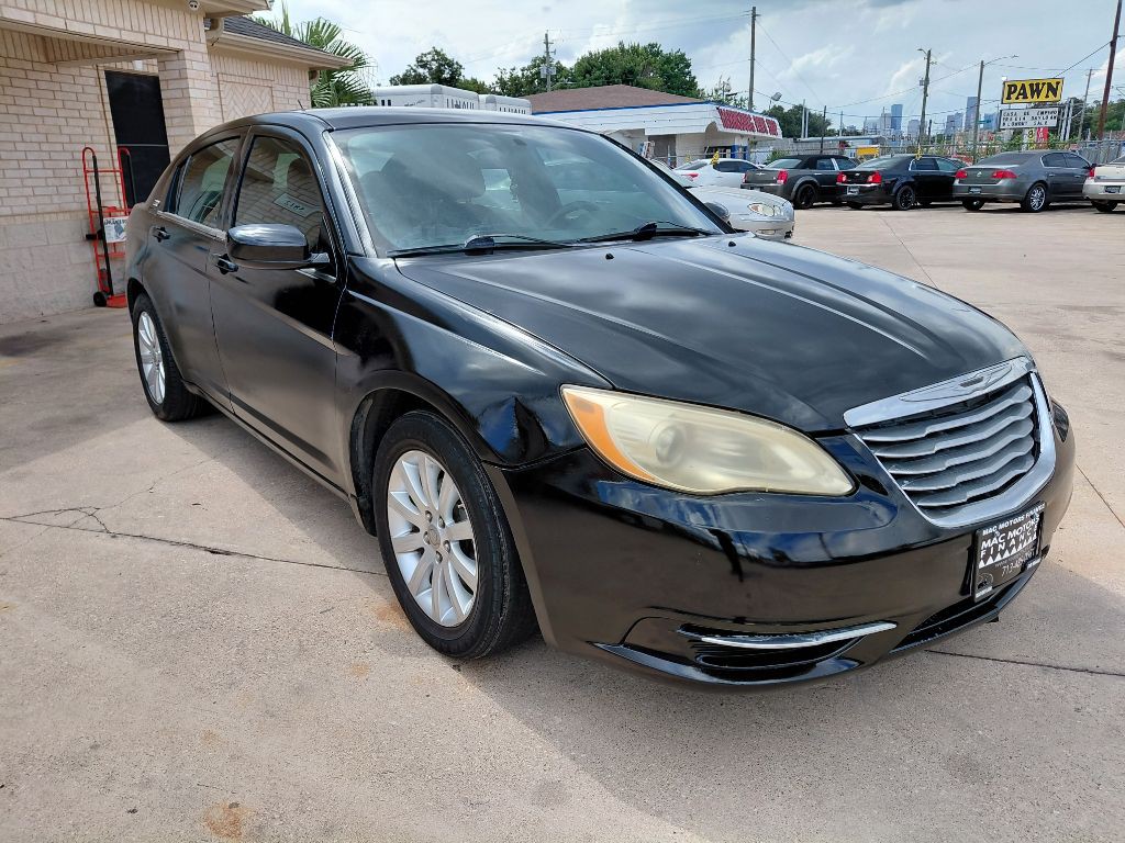 2012 Chrysler 200 Image 6