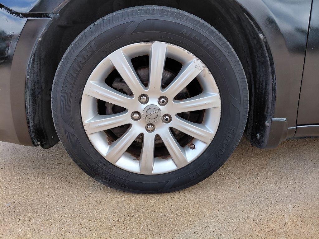 2012 Chrysler 200 Image 17