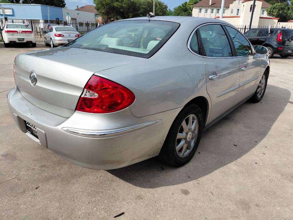 2008 Buick Lacrosse Image 4