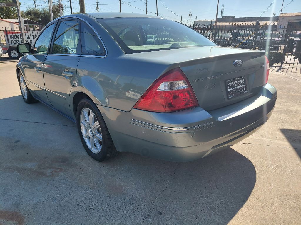 2005 Ford Five Hundred Image 7