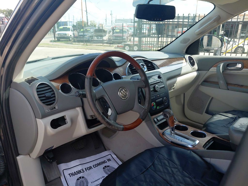 2011 Buick Enclave Image 8