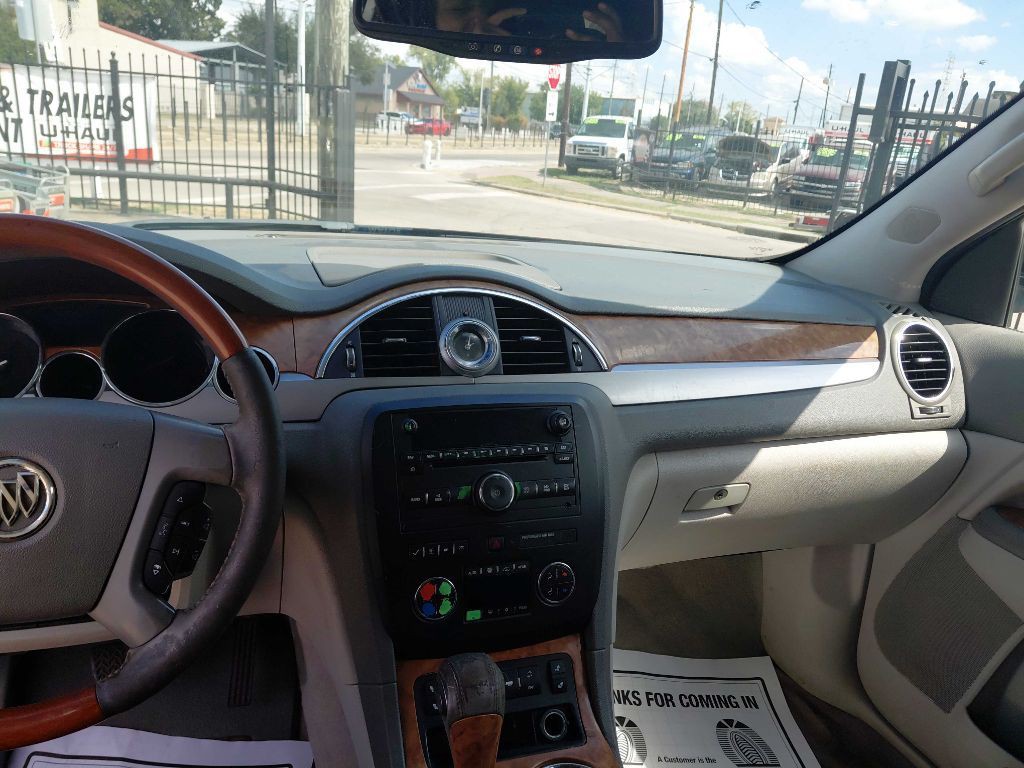 2011 Buick Enclave Image 33