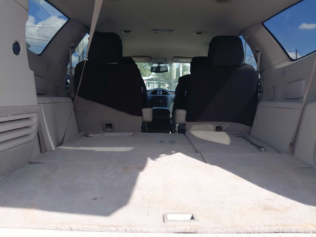 2011 Buick Enclave Image 38
