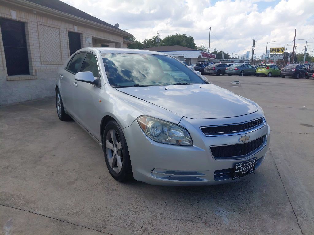 2011 Chevrolet Malibu Image 4