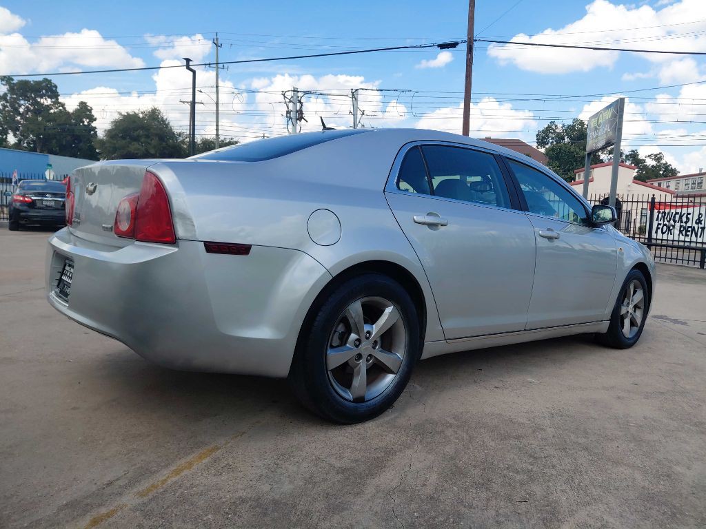 2011 Chevrolet Malibu Image 16
