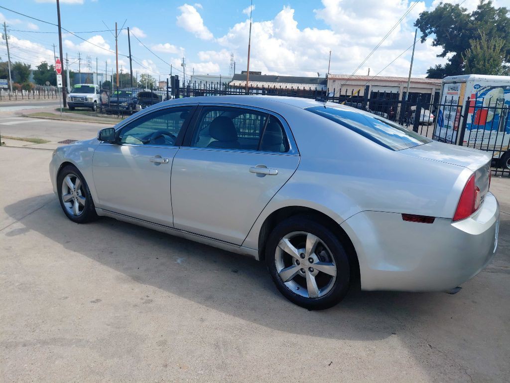 2011 Chevrolet Malibu Image 25