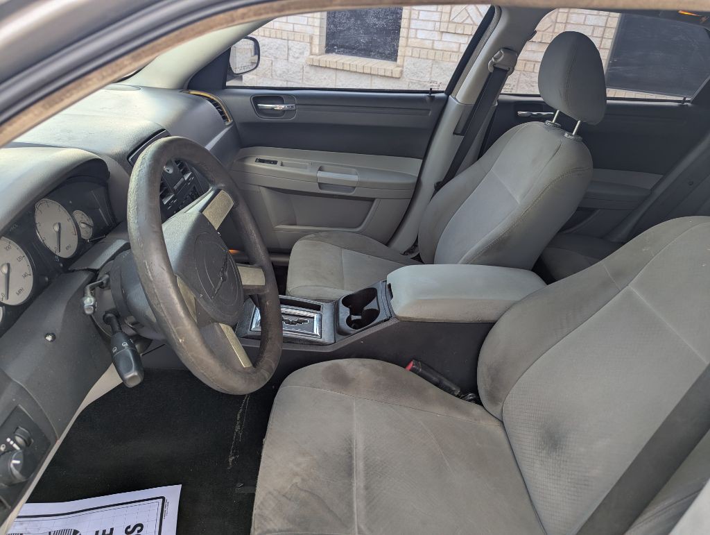 2007 Chrysler 300 Image 15