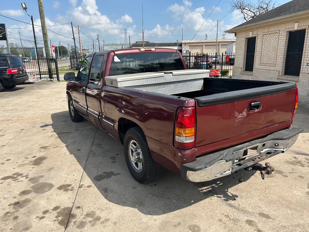 2000 Chevrolet Silverado 1500 Image 3