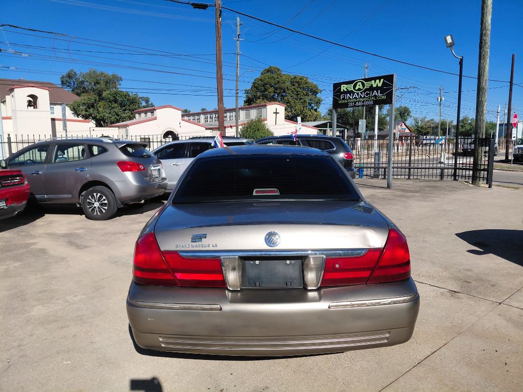2004 Mercury Grand Marquis Image 5