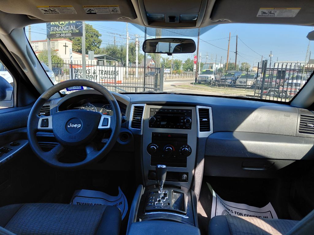 2008 Jeep Grand Cherokee Image 11