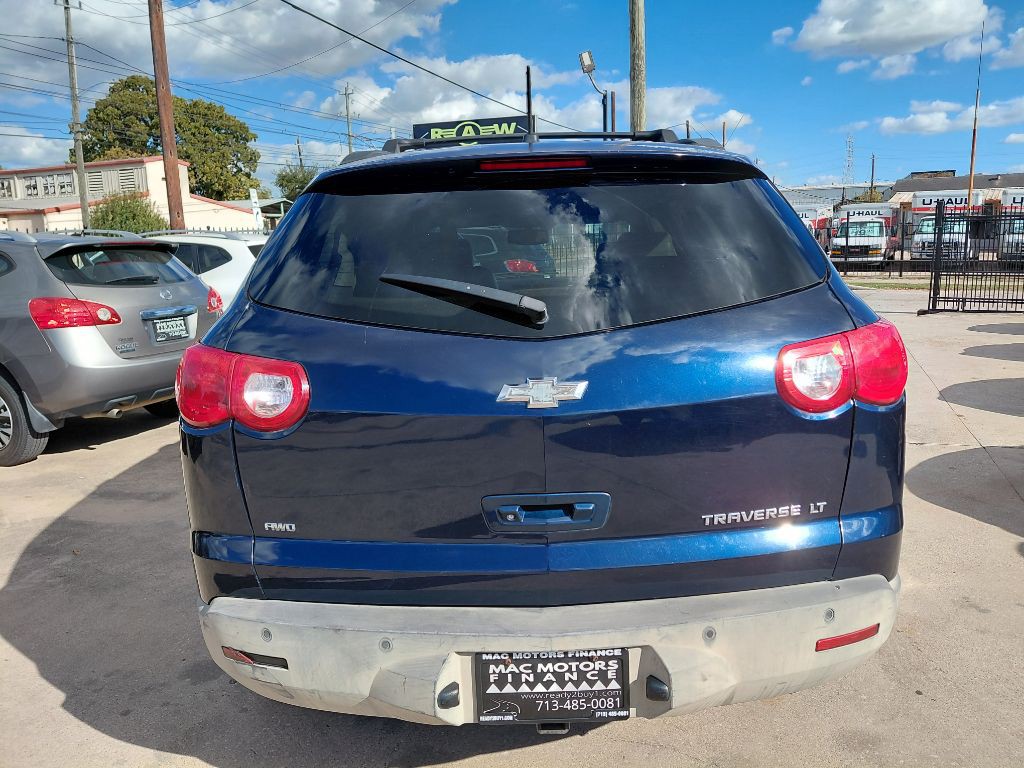 2011 Chevrolet Traverse Image 5