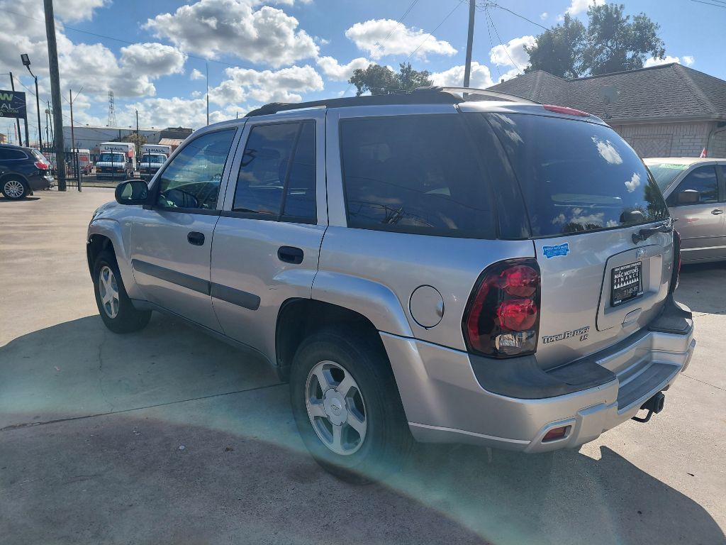 2005 Chevrolet Trailblazer Image 2