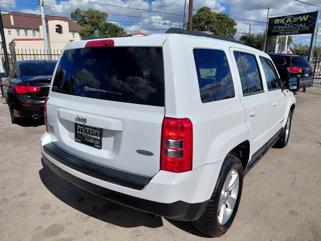 2011 Jeep Patriot Image 4