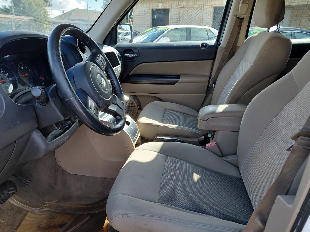2011 Jeep Patriot Image 9