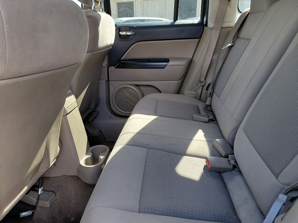 2011 Jeep Patriot Image 13