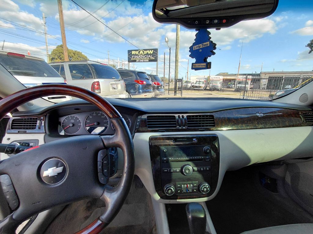 2013 Chevrolet Impala Image 12