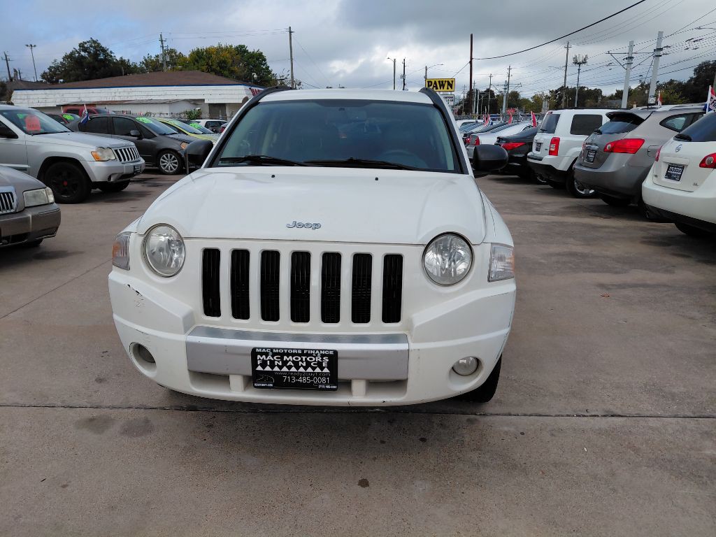 2010 Jeep Compass Image 2