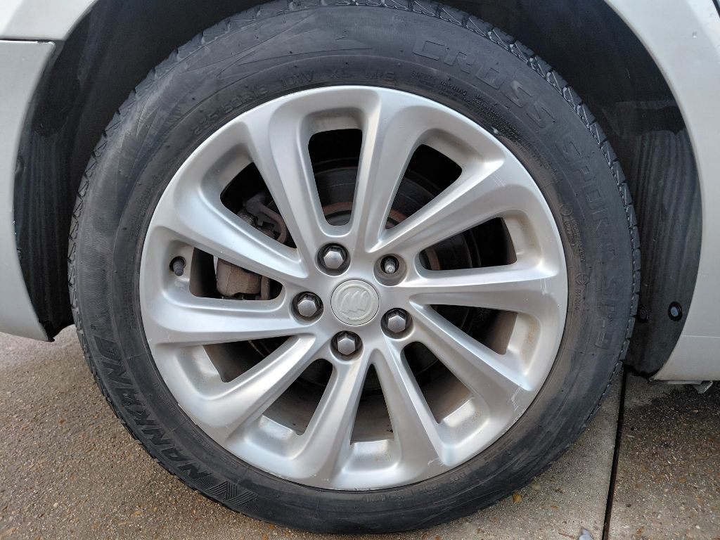 2014 Buick Lacrosse Image 8