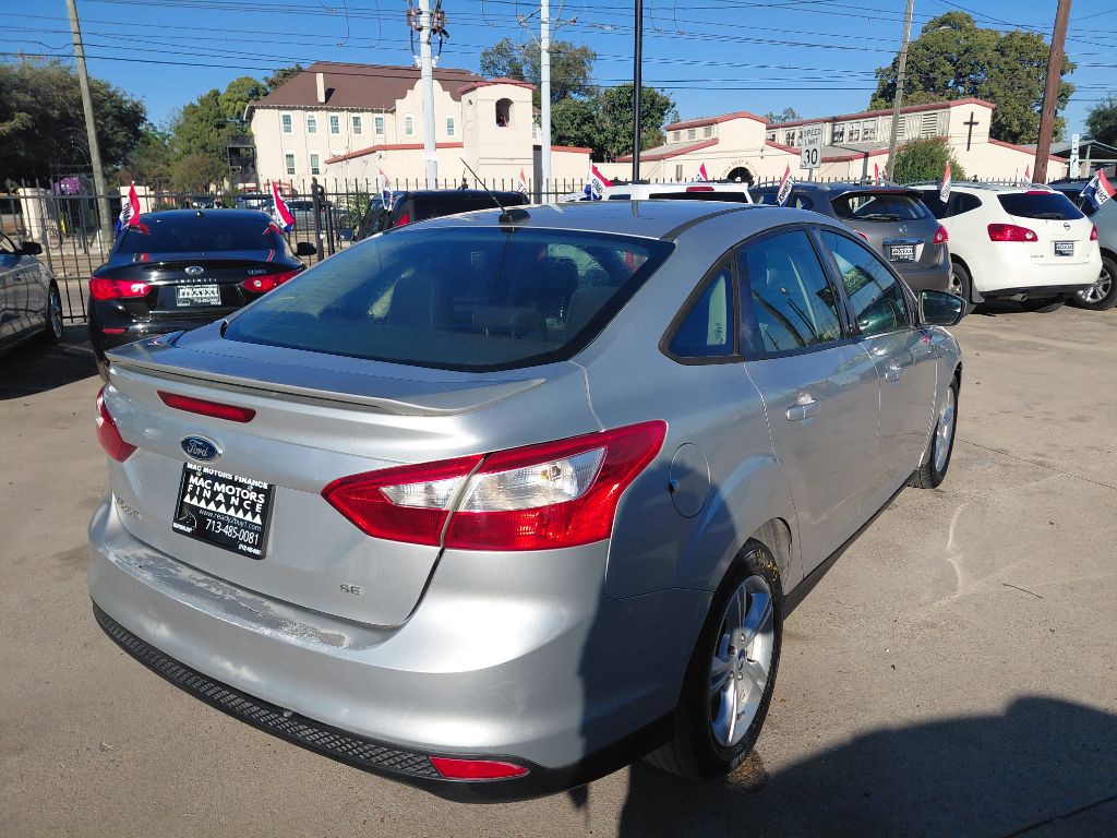 2012 Ford Focus Image 20