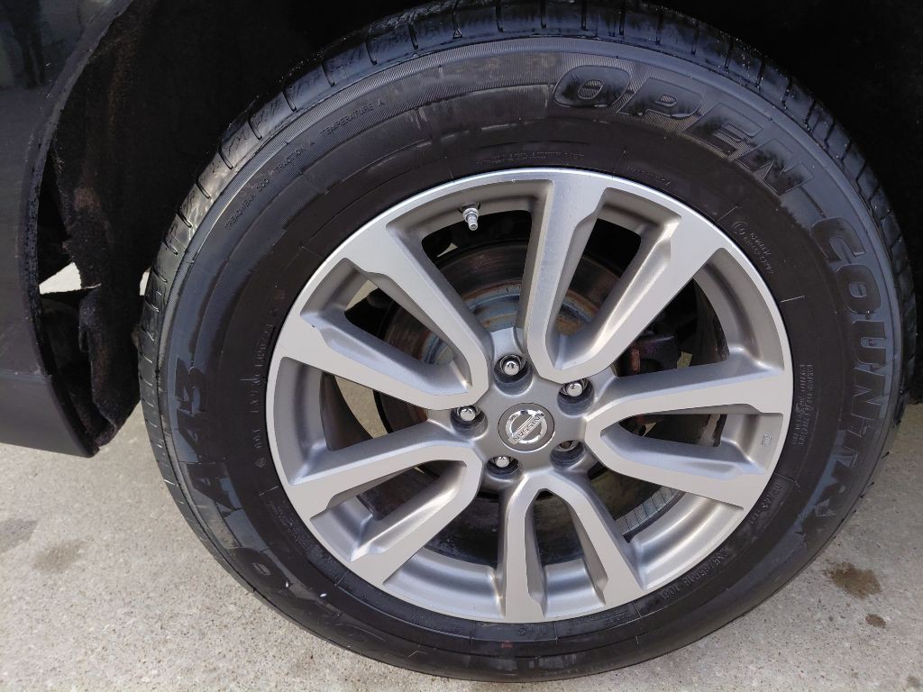 2013 Nissan Pathfinder Image 22