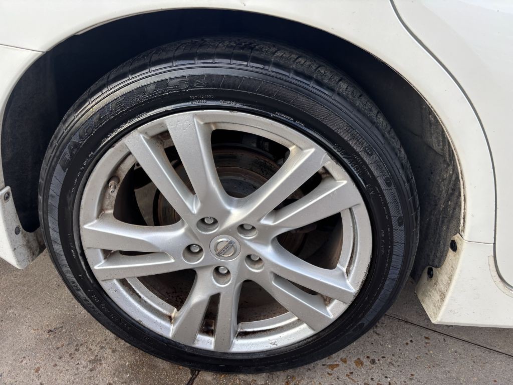 2015 Nissan Altima Image 11