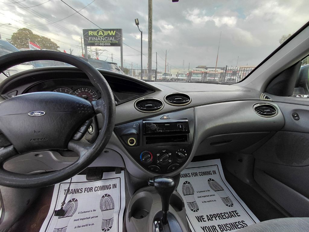 2000 Ford Focus Image 5