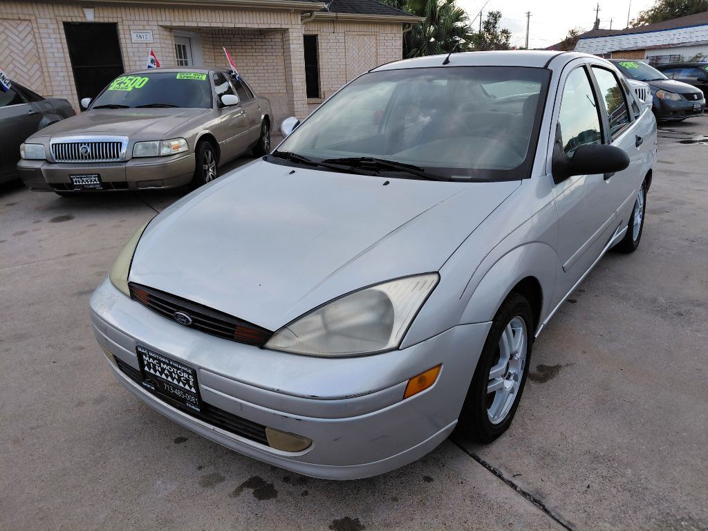 2000 Ford Focus Image 12