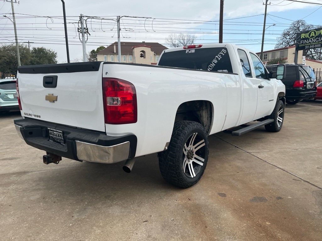 2008 Chevrolet Silverado 1500 Image 2