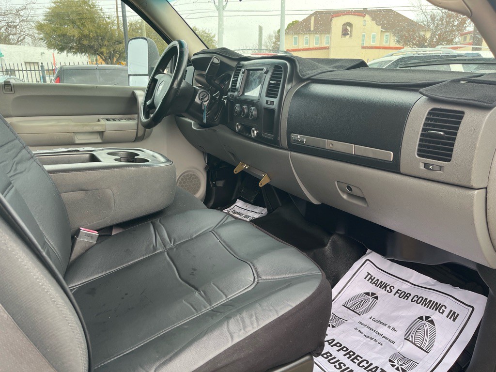 2008 Chevrolet Silverado 1500 Image 11