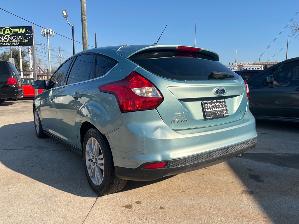 2012 Ford Focus Image 2