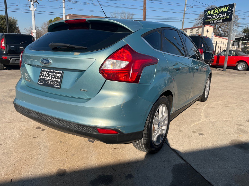 2012 Ford Focus Image 4