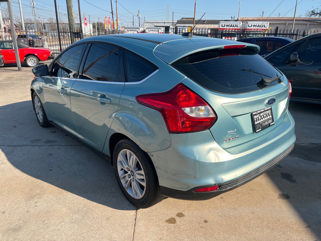 2012 Ford Focus Image 8