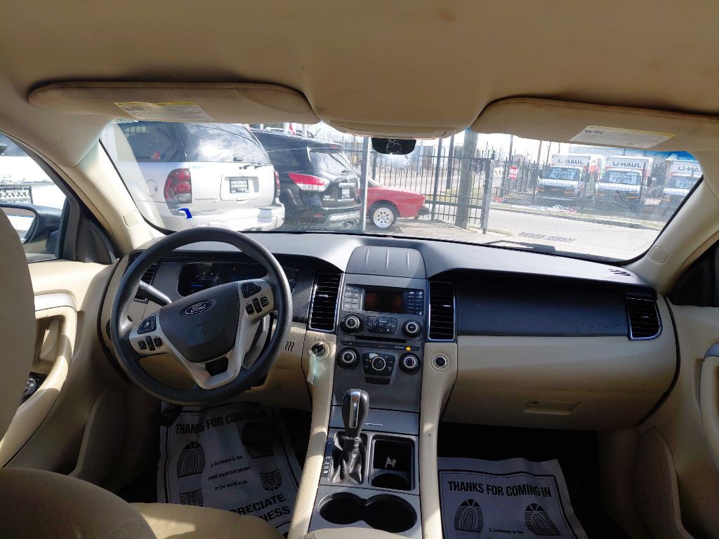 2014 Ford Taurus Image 13