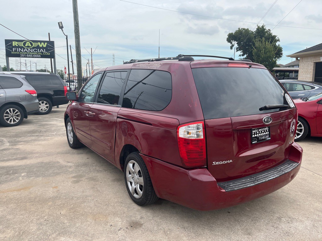 2006 Kia Sedona Image 2
