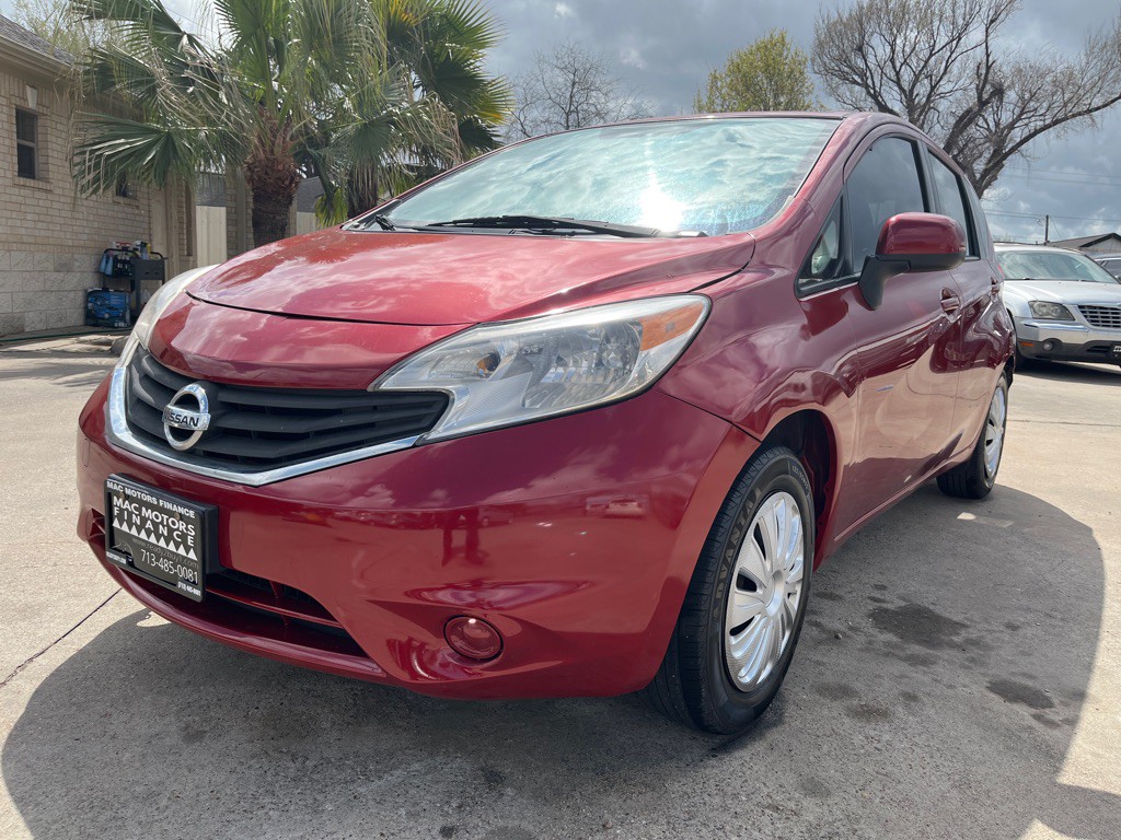 2014 Nissan Versa Image 3