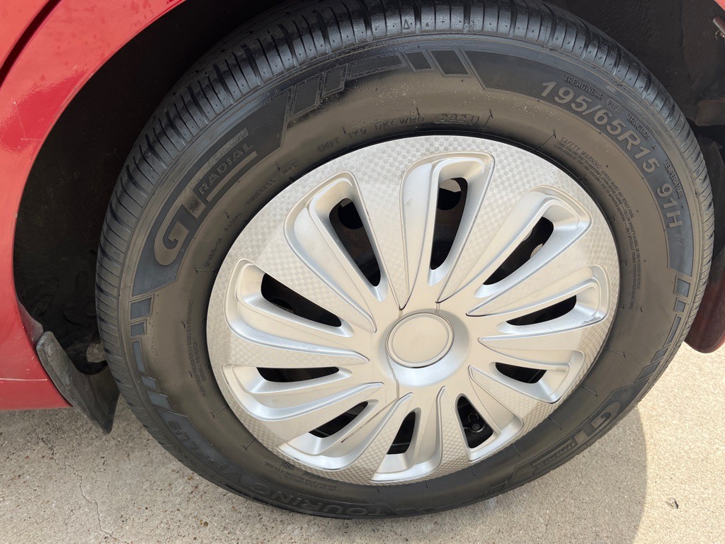 2014 Nissan Versa Image 17