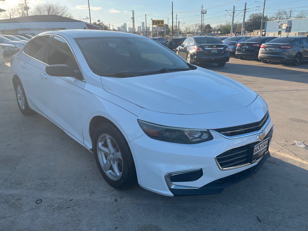 2017 Chevrolet Malibu Image 9