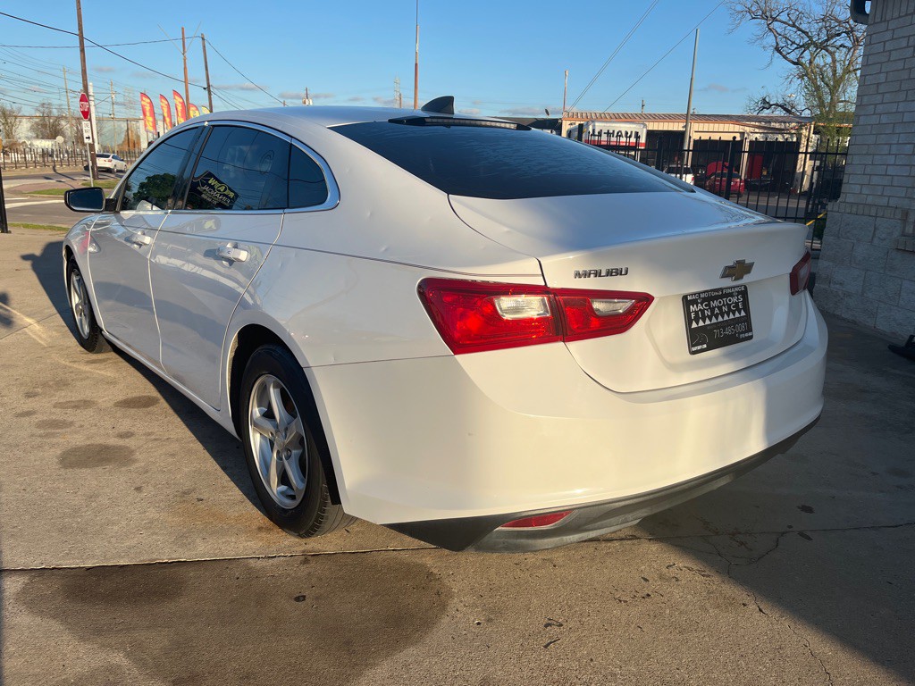 2017 Chevrolet Malibu Image 27