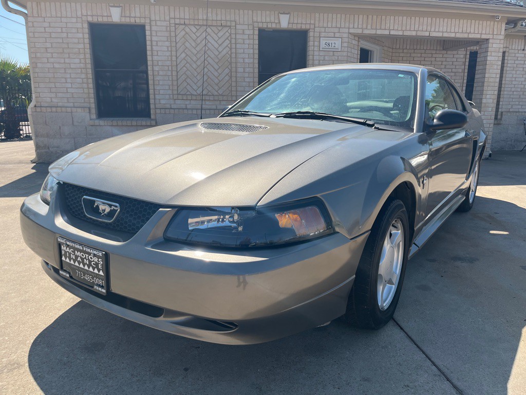 2002 Ford Mustang Image 13