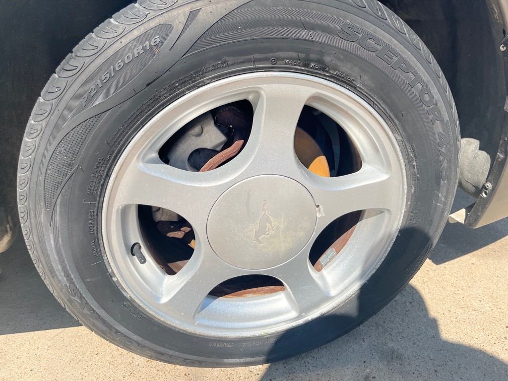 2002 Ford Mustang Image 25