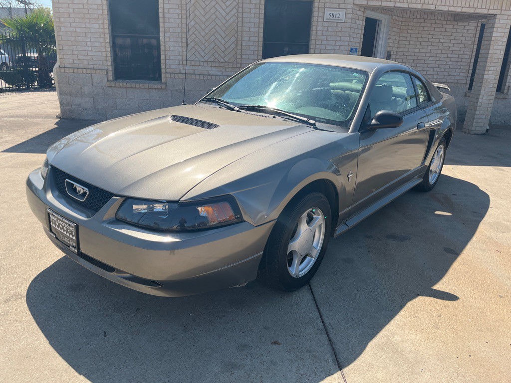 2002 Ford Mustang Image 30
