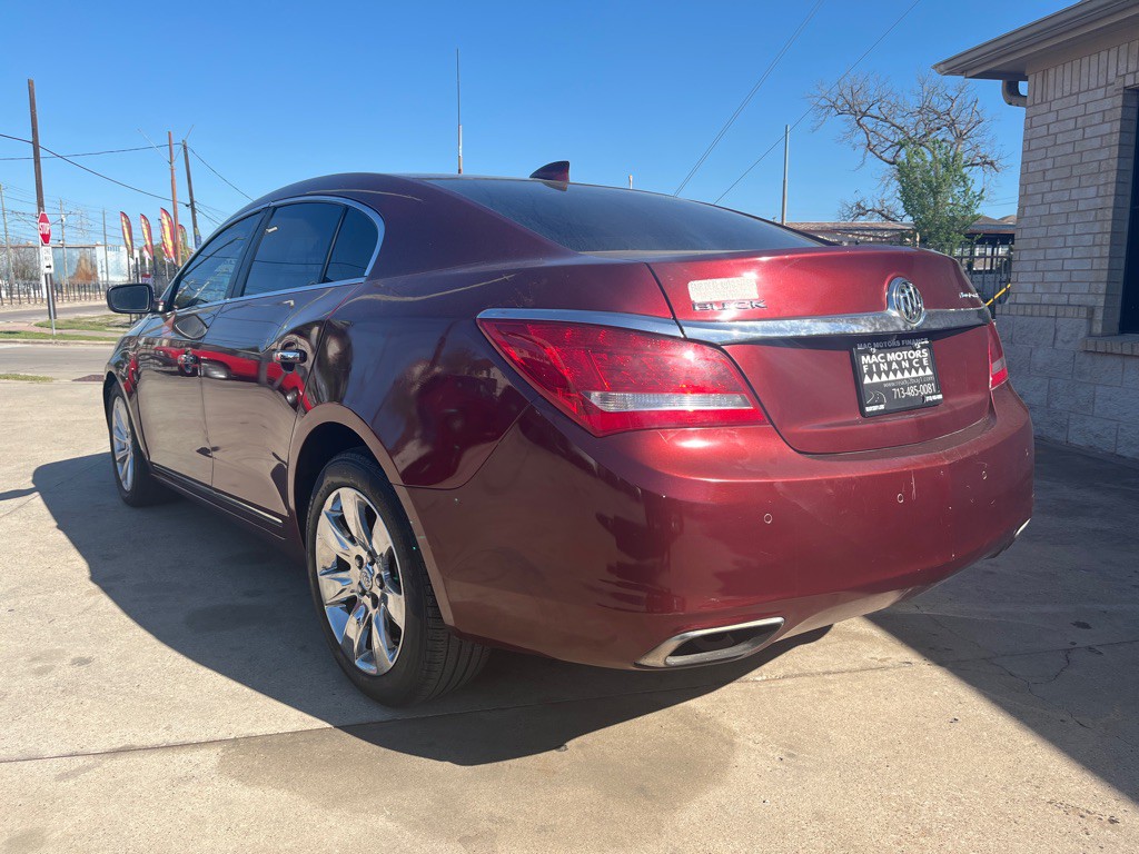 2015 Buick Lacrosse Image 2