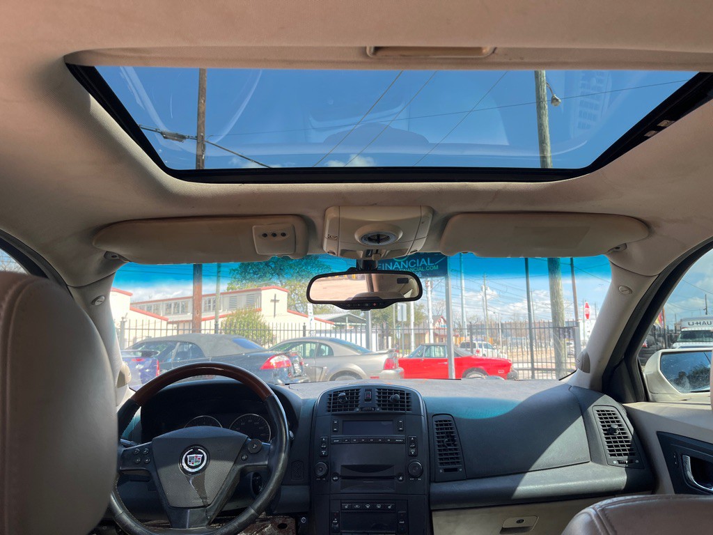 2005 Cadillac CTS Image 14