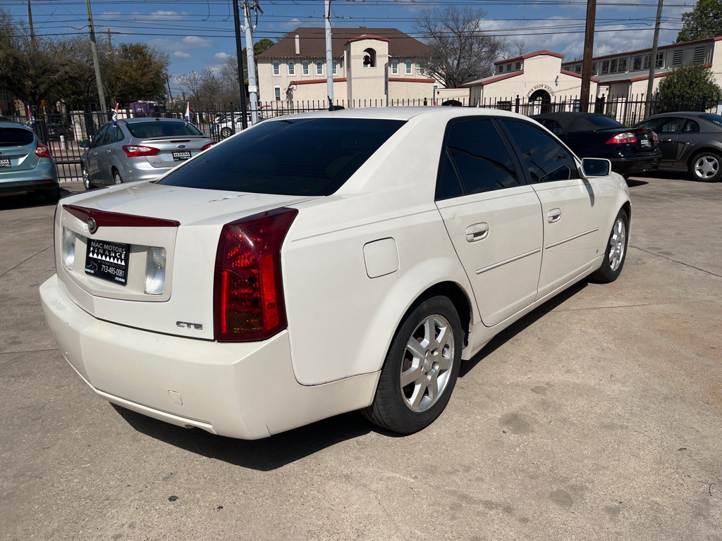 2005 Cadillac CTS Image 17