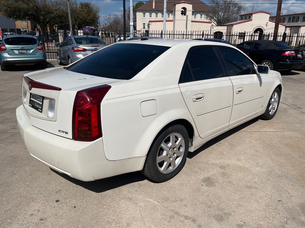 2005 Cadillac CTS Image 25