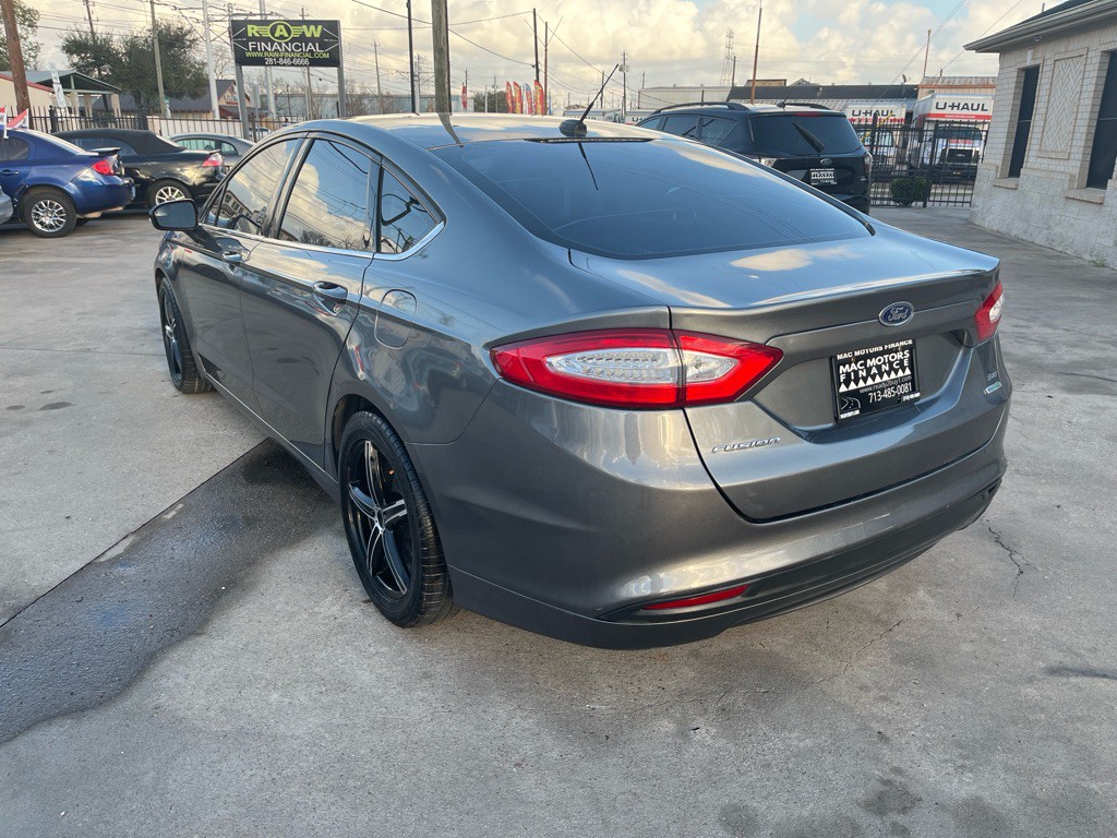 2013 Ford Fusion Image 10