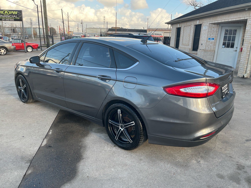 2013 Ford Fusion Image 11