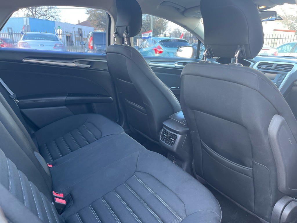 2013 Ford Fusion Image 17