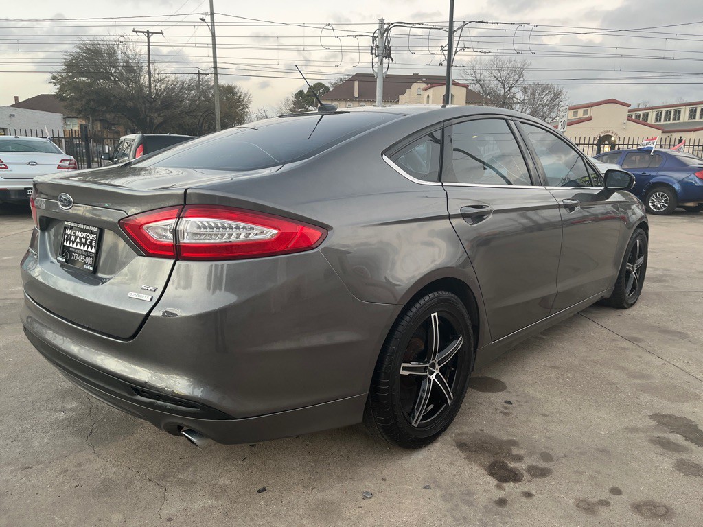 2013 Ford Fusion Image 28