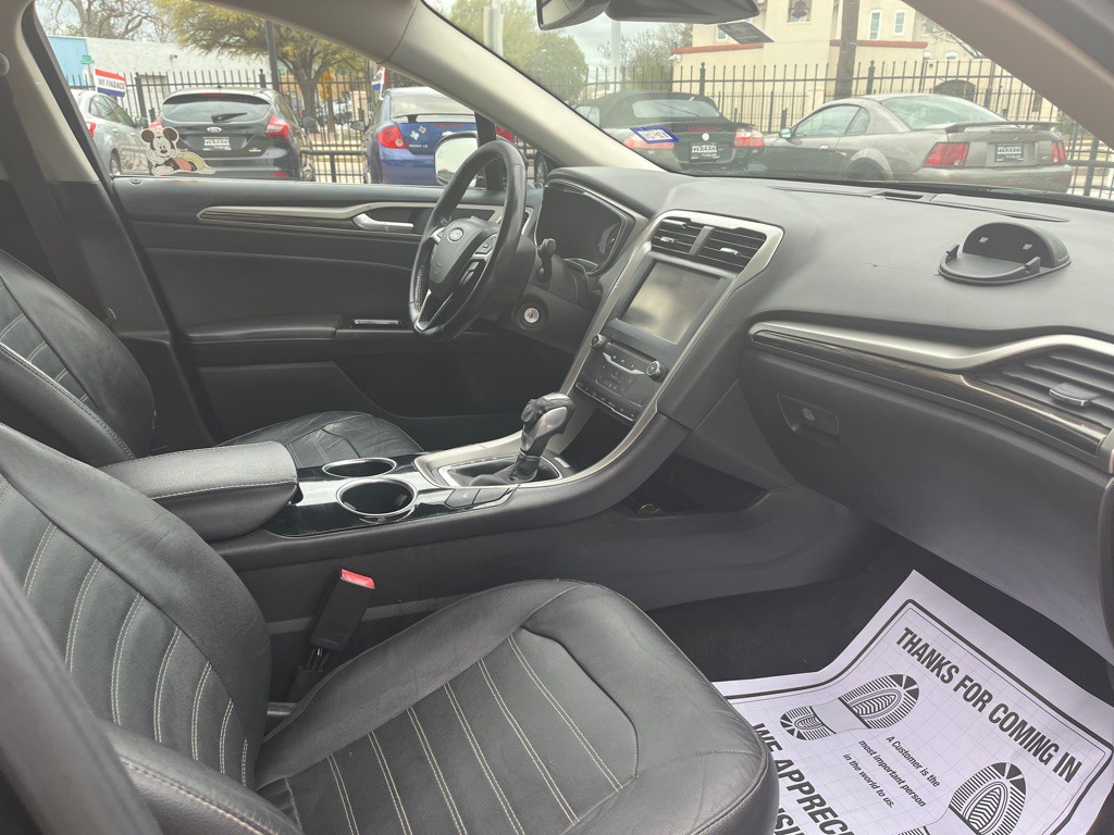 2013 Ford Fusion Image 12